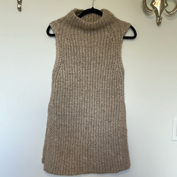 Wilfred Sweater Vest - Picture 1 of 5